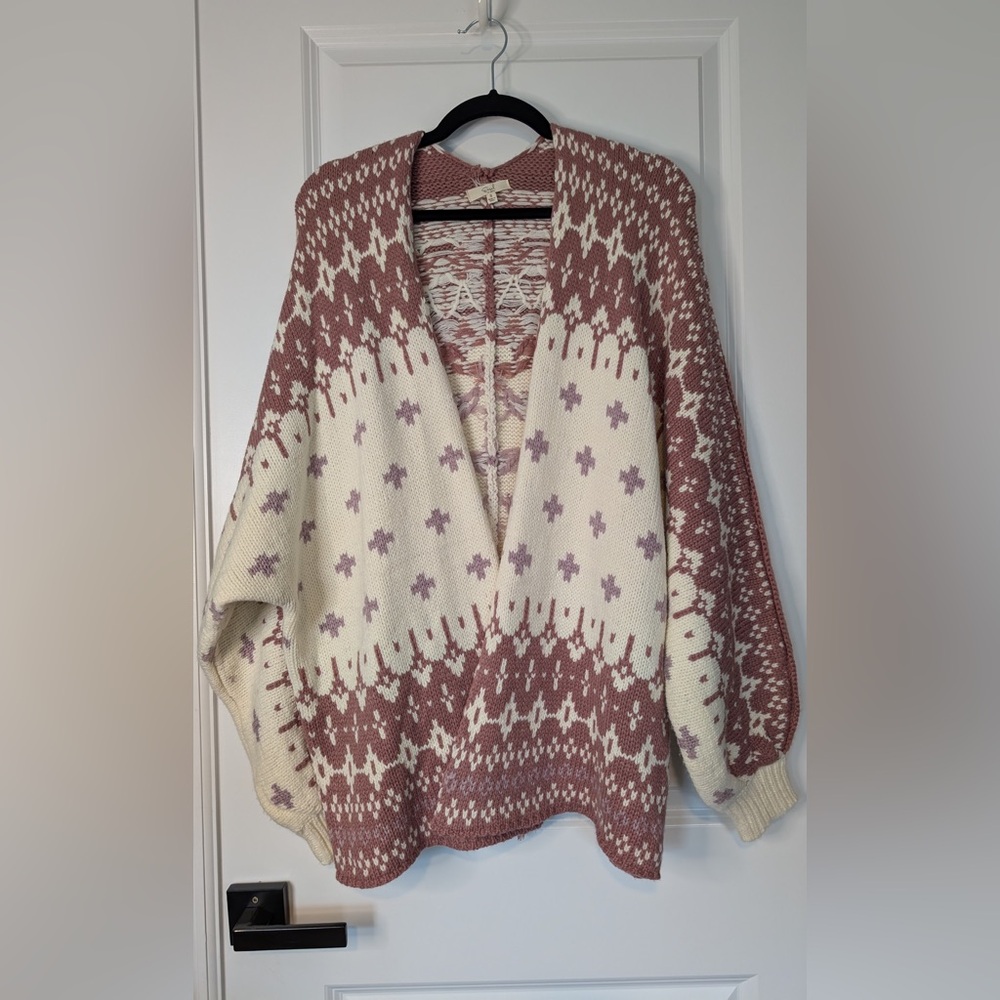 Easel Los Angeles Oversized Chunky Cardigan Sweater Pink Cream Size Small